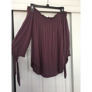 Purple off the shoulder 3/4 sleeve top